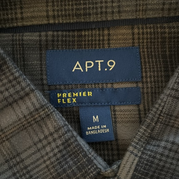 Brand new Apt 9 sports shirt Size M - Picture 3 of 5